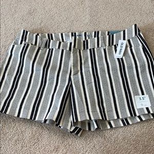 Old navy shorts nwt